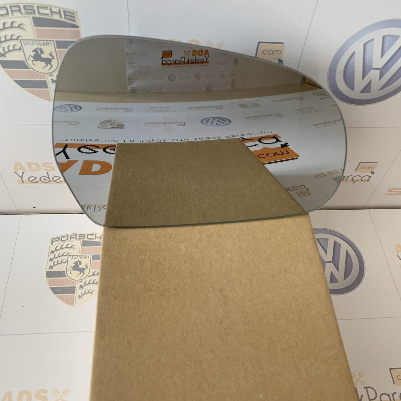 Skoda Superb 2009-2013 Sağ Ayna Camı Geniş Açılı Elektrikli Isıtmalı 4F0857536Af
