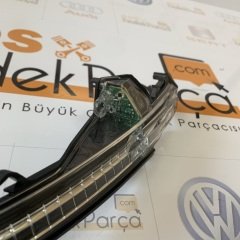Audi Q7 2016 Sonrası Sol Ayna Sinyali Orijinal 4M0949101A