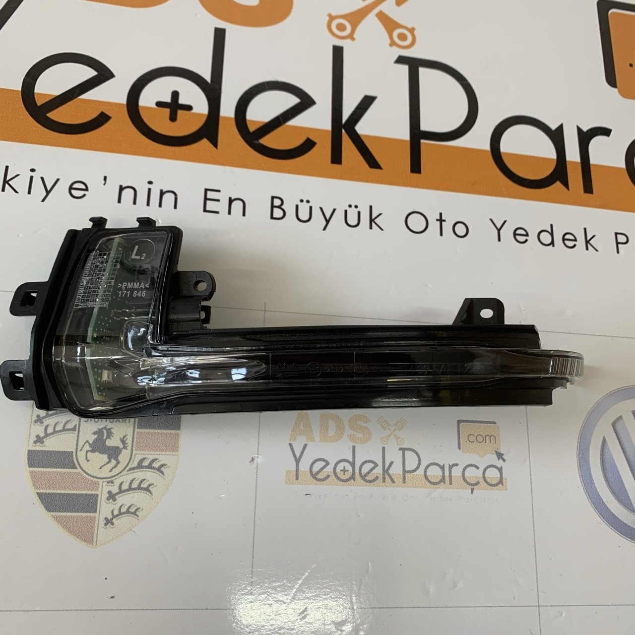Audi A3 2009-2013 Sol Ayna Sinyali Orijinal 8K0949101D