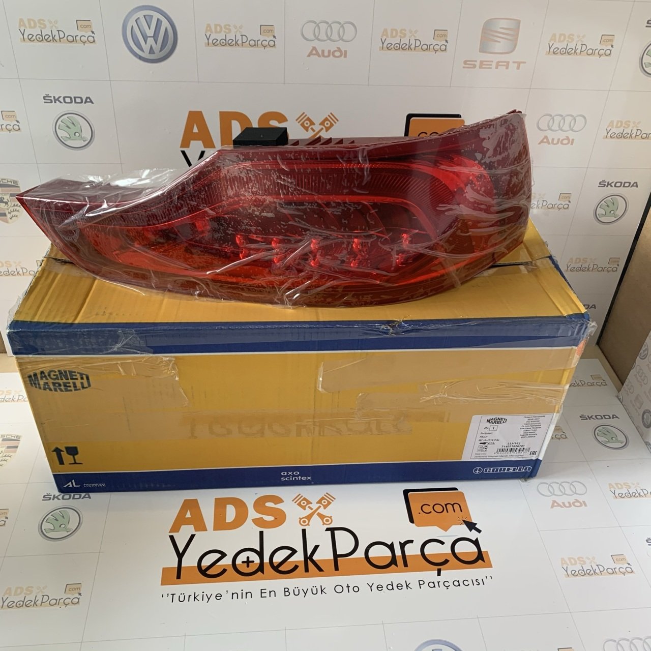 Audi Q7 2009-2015 Arası Sağ Ledli Stop Magnetti Marelli 4L0945094F