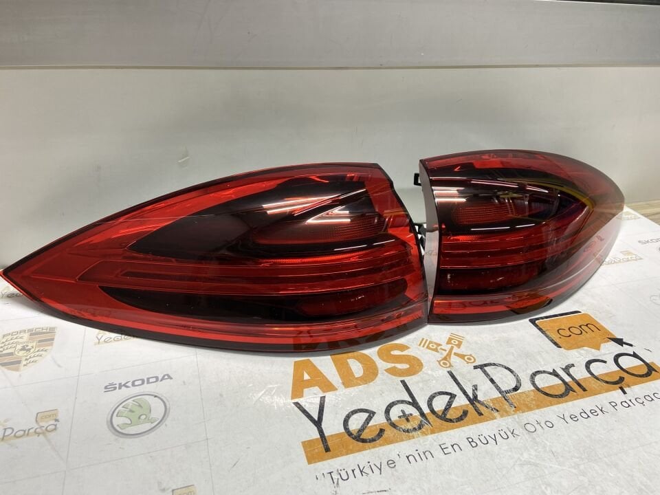 Porsche Cayenne 2014 S sğ-Sol Stop Lambası Orijinal Valeo 045449