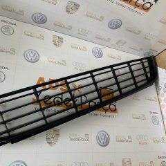 Volkswagen Golf 6 Ön Tampon Orta Izgara Kromsuz Orijinal Tip 5K0853671A