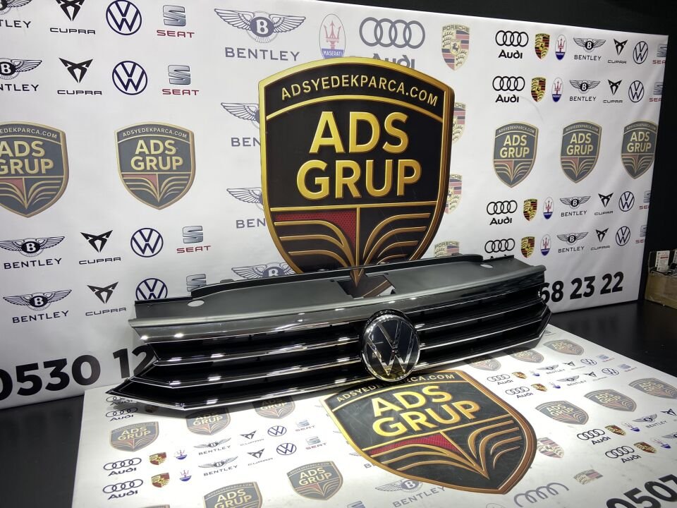 VW Passat B8 Ön Panjur Nikelajlı 3G0853651A