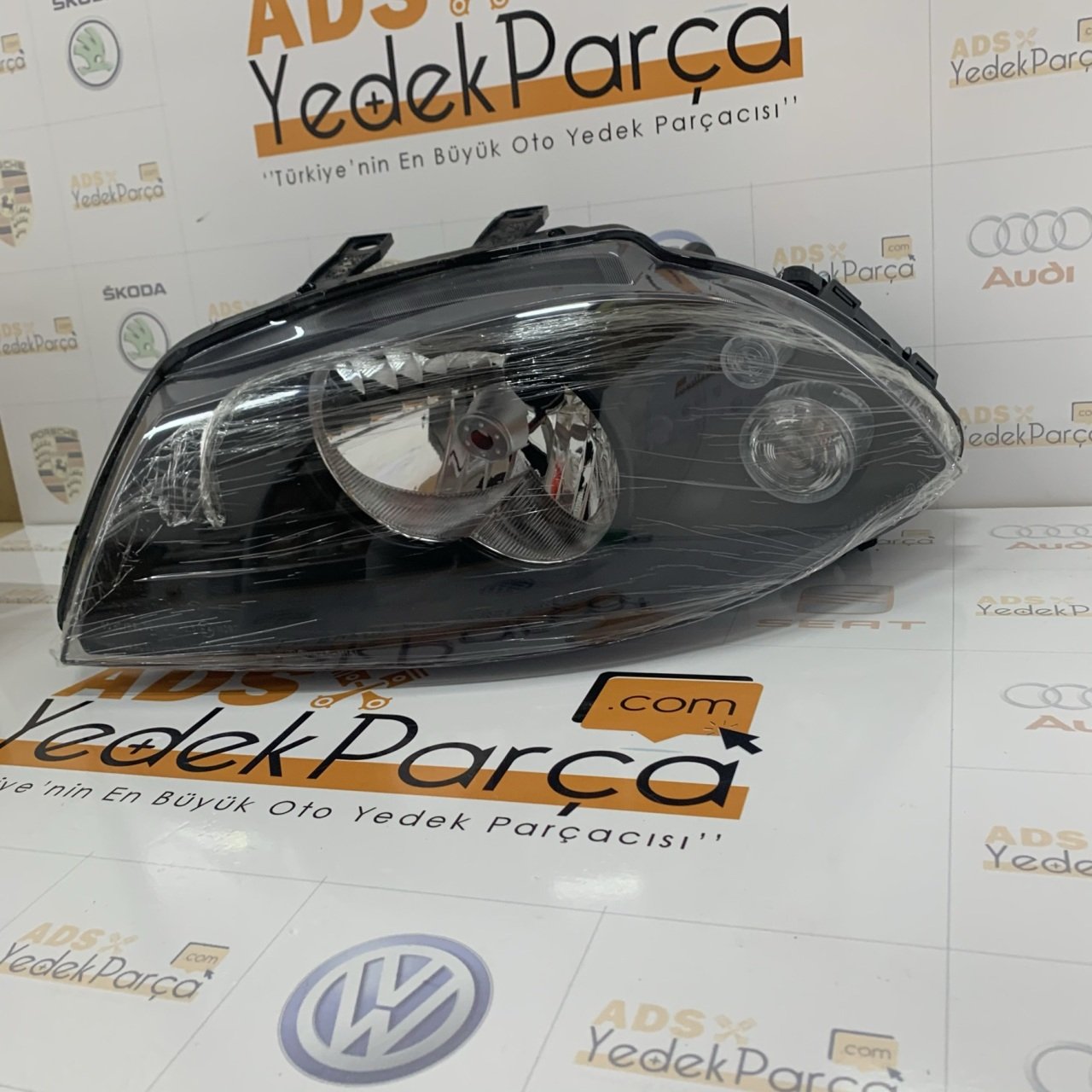 Seat İbiza 2002-2009 Arası Sol Far Tek Göz Depo Marka 6L1941751M