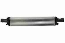 AUDI A4 (8KH,8K2) A5 (8T3,8F7)A6 (4GH,4GJ) A7 (4GA,4GF) A8 (4H2,4H8) Q5 (8RB) 3.0TD 07-17 PORSCHE MACAN (95B) 2.0 3.0S 14-18TURBO RADYATORU (INTERCOOLER) 665X144X62