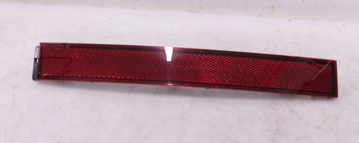 VW TAIGO (R-LİNE) 22 >TAMPON REFLEKTORU ARKA DIS SAG