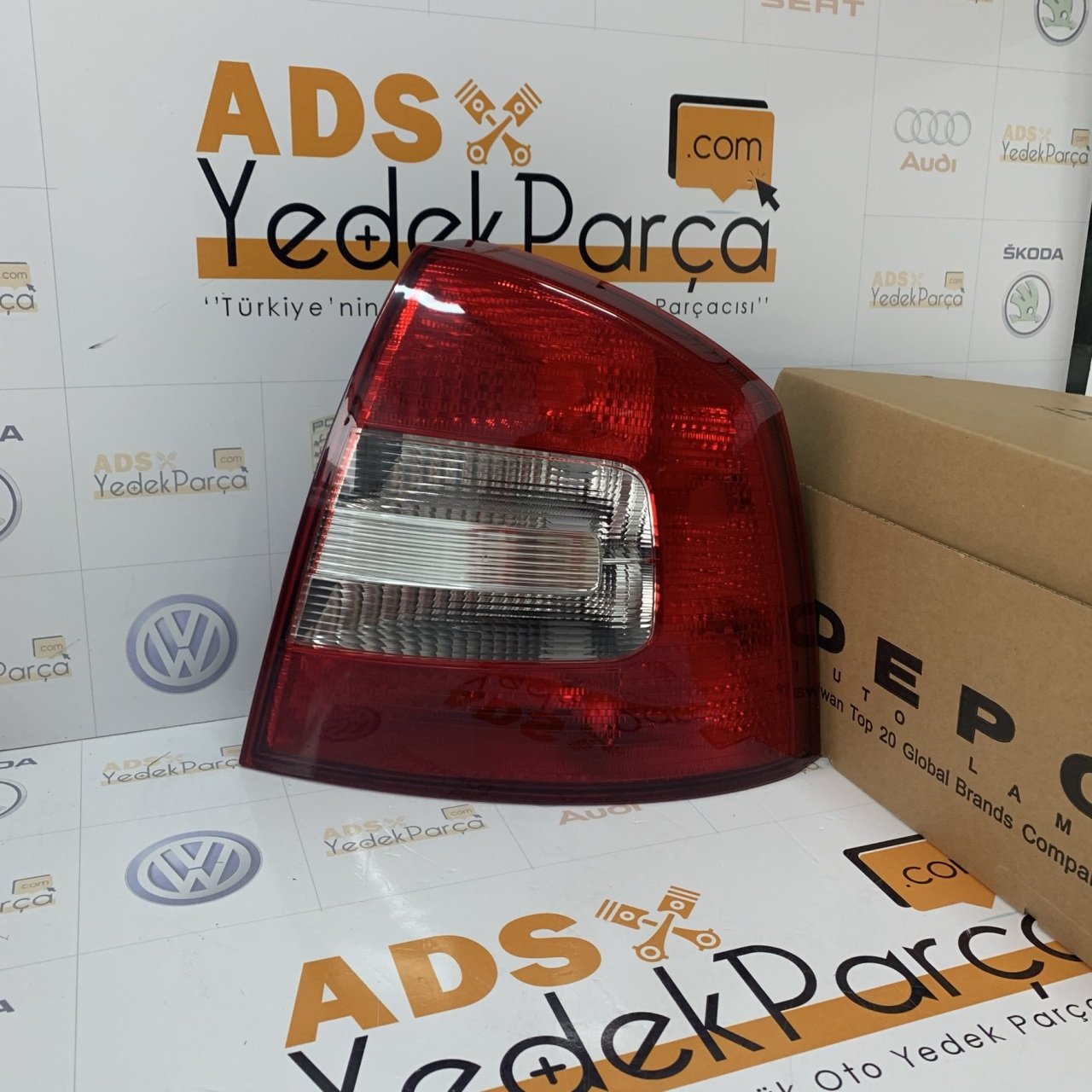 Skoda Octavia 2009-2012 Arası Sağ Stop Depo Marka 1Z5945112B