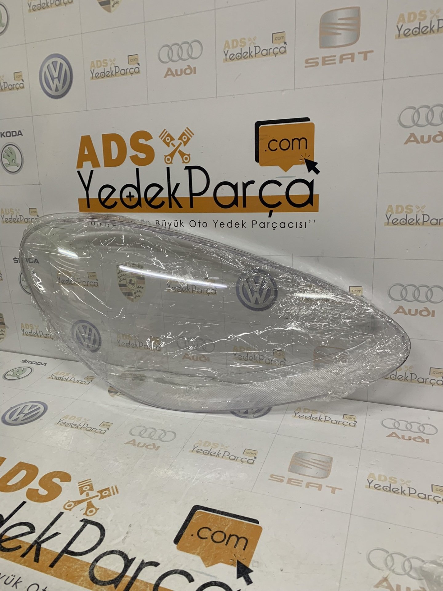 Porsche Cayenne Sağ Far Camı 2011-2014 İthal