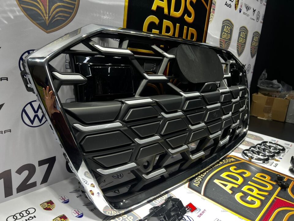 AUDI A6 2023- PANJUR S-LİNE PİANO BLACK RADAR KAPAKLI 4K0853651T