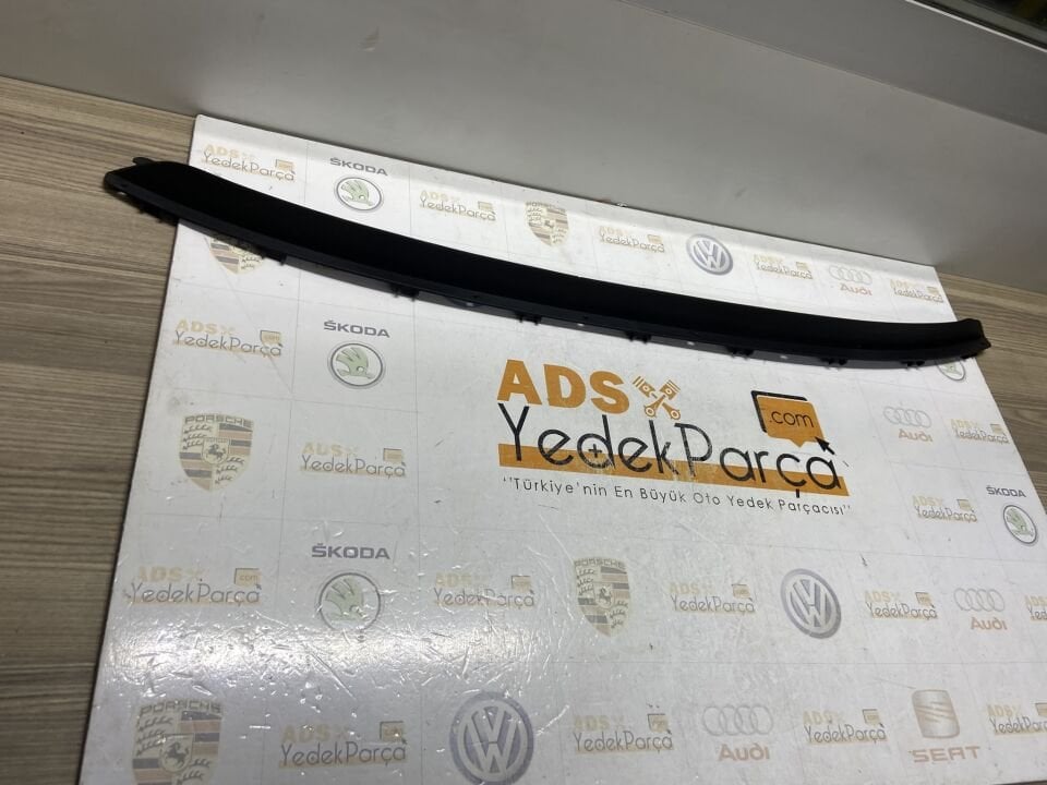 Volkswagen Polo Ön Tampon Spoyler Bıyığı (2009 Model ve Sonrası)
