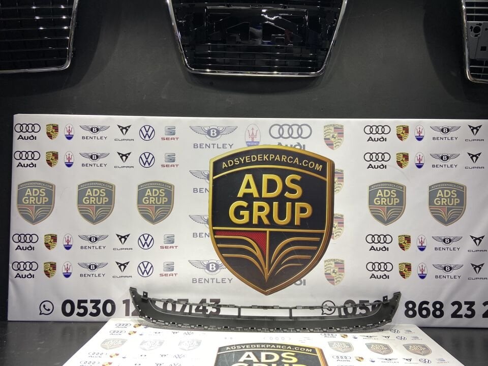 Audi Q7 S-Line 2011 Sonrası Ön Tampon Izgara Sis Çerçevesi 4L0807683E