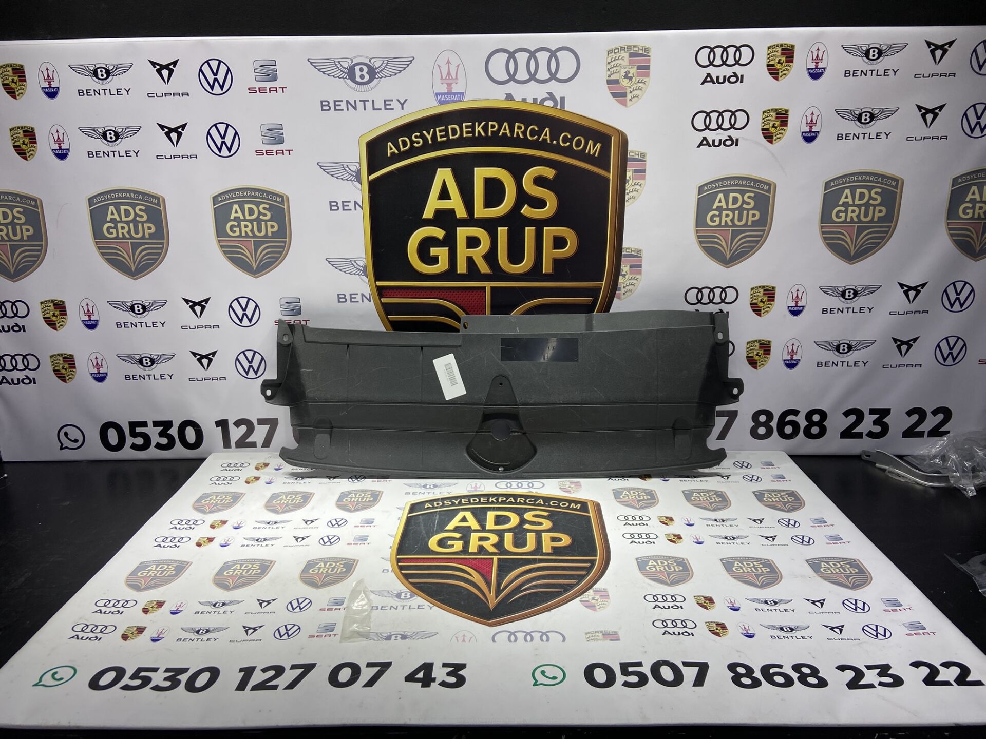 AUDİ A6 PANEL ÜST KAPAĞI 2019-2022 4K0807081