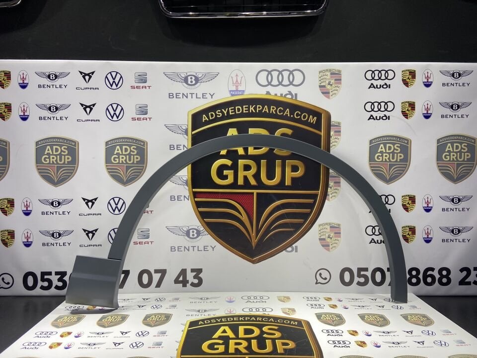 Audi Q7 Sağ Ön Çamurluk Dodik Kaplaması 4M0853718A