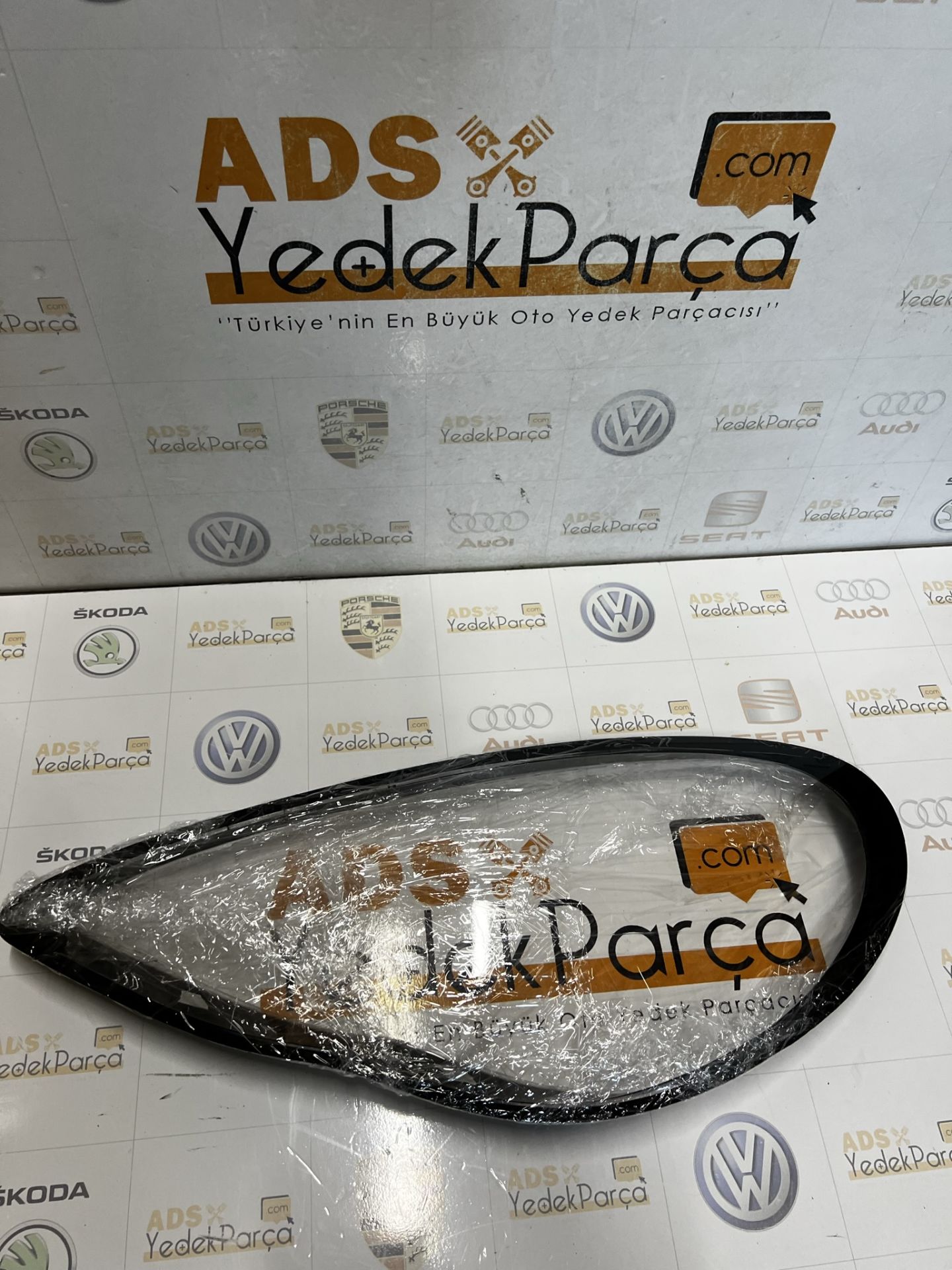 Porsche Panamera 2011-2014 Sol Far Camı Siyah İthal