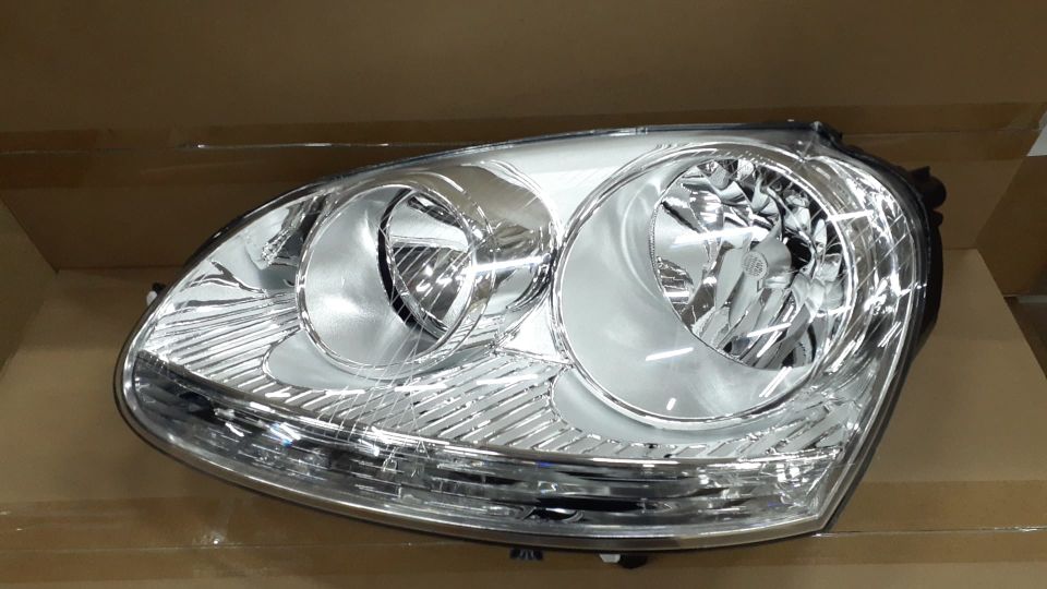 VW GOLF5 JETTA 04 >FAR SOL NIKELAJ