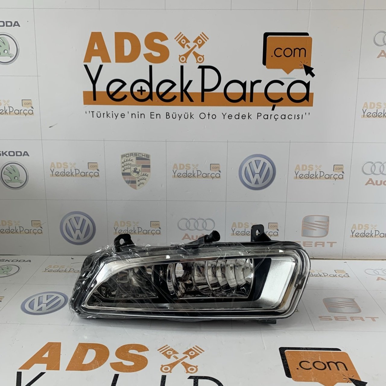 Volkswagen Polo 2014 Sonrası Sağ Çift Ampullü Gündüz Farlı Sis Farı 6C0941662C