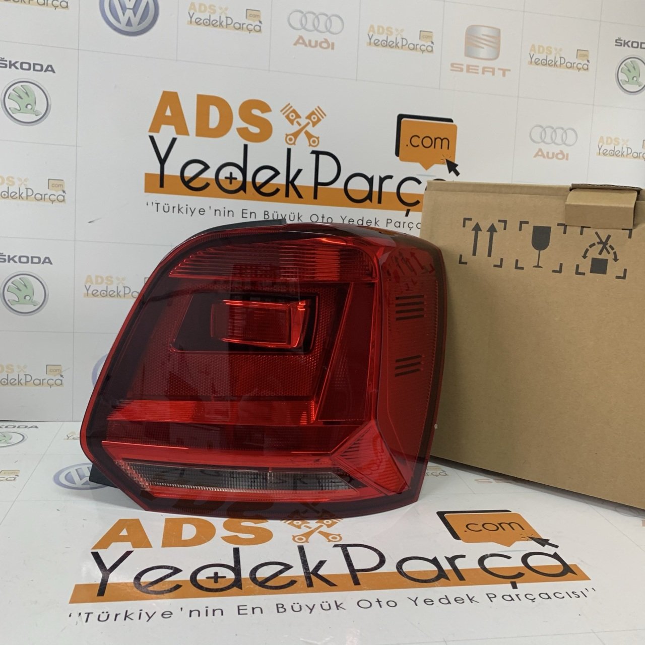 Volkswagen Polo 2014 Sonrası Sağ Stop Lambası İthal  6C0945096