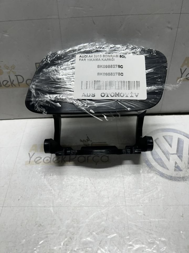 Audi A4 2013-2017 Sol Far Yıkama Kapağı