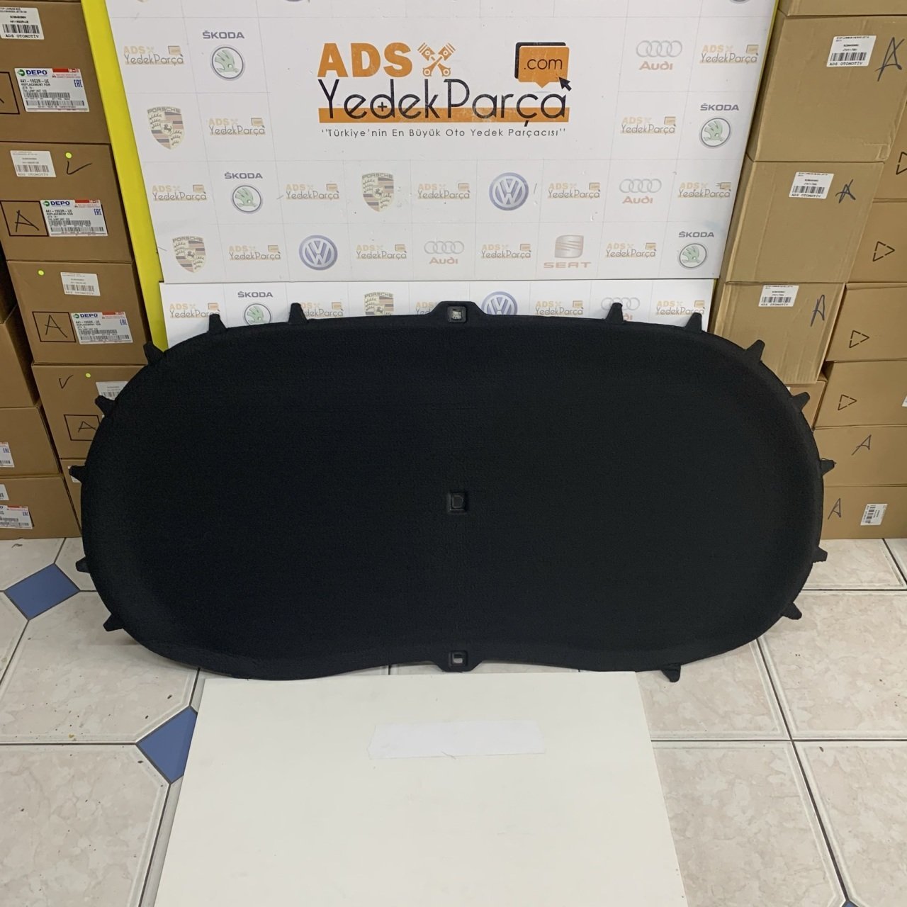 Volkswagen Tiguan 2009-2017 Motor Kaput Keçesi Klipsli İTHAL 5N0863831B