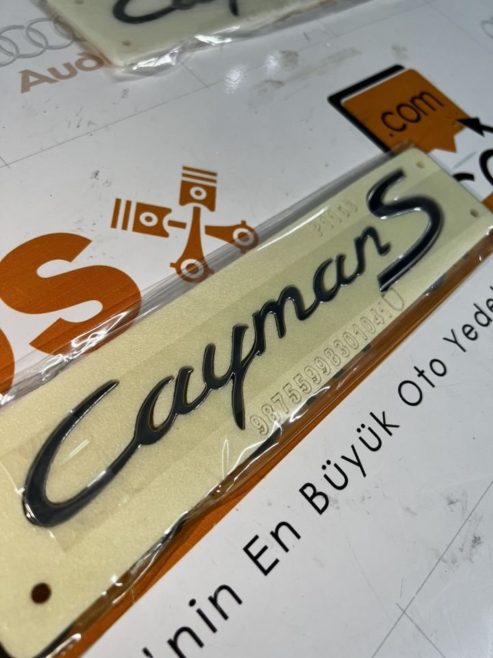 Porsche Cayman S Yazısı Kırmızı Siyah Krom Renk