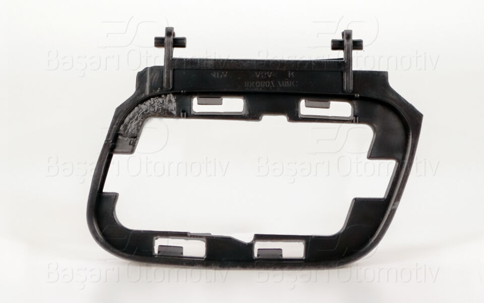 Audi A4 Sol İç Far Yıkama Kapağı Braketi (2012 - 2014 Model)