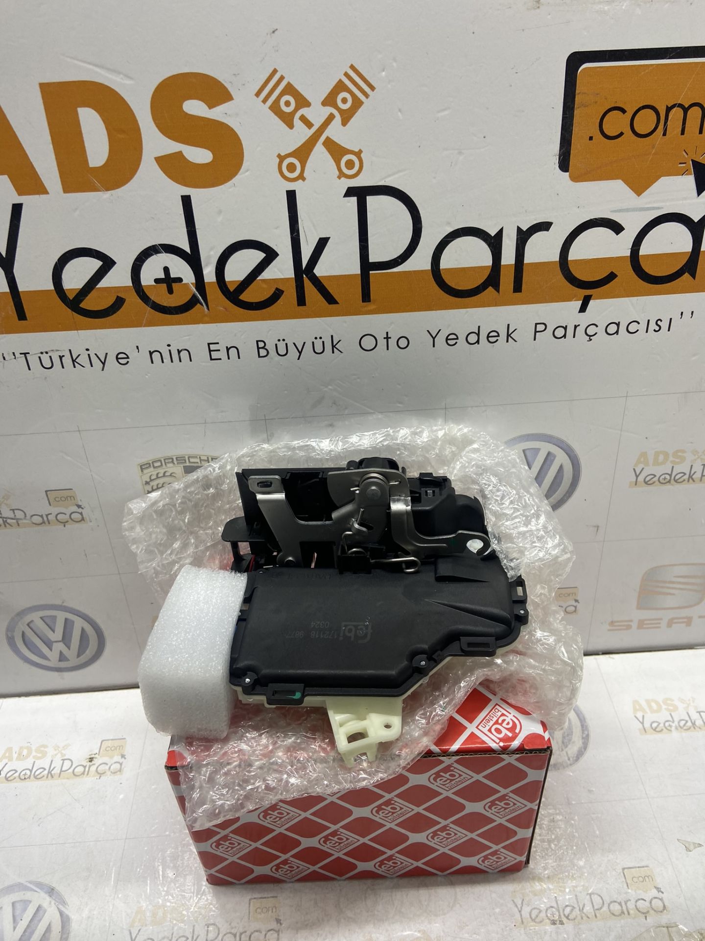 Transporter T5 Sağ Ön Kapı Kilit Motoru Febi 7E1837016A