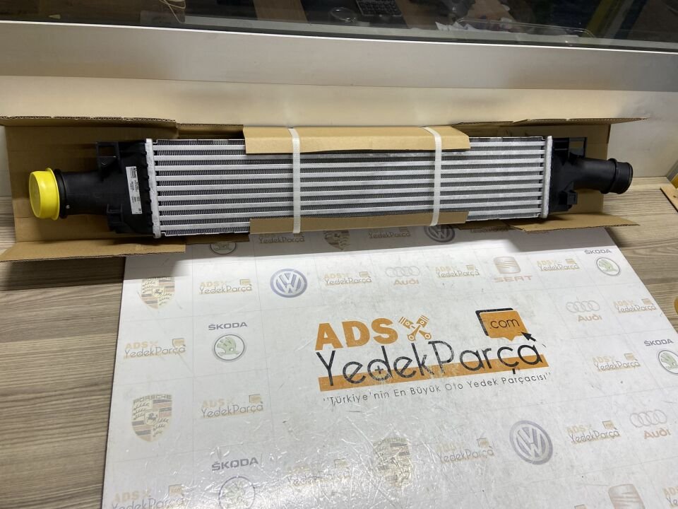 Audi A4 A5 A6 20 Turbo Radyatörü (Intercooler) 665X142X42 (2016 Model ve Sonrası)