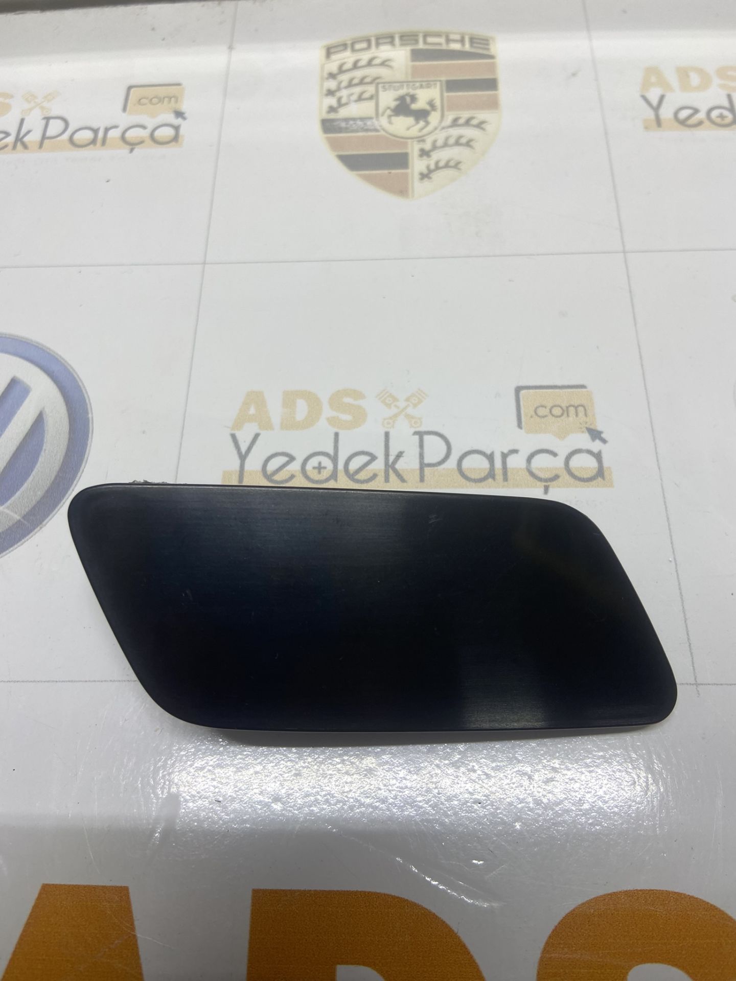 Volkswagen Passat CC 2012 Sonrası Sağ Far Yıkama Kapağı