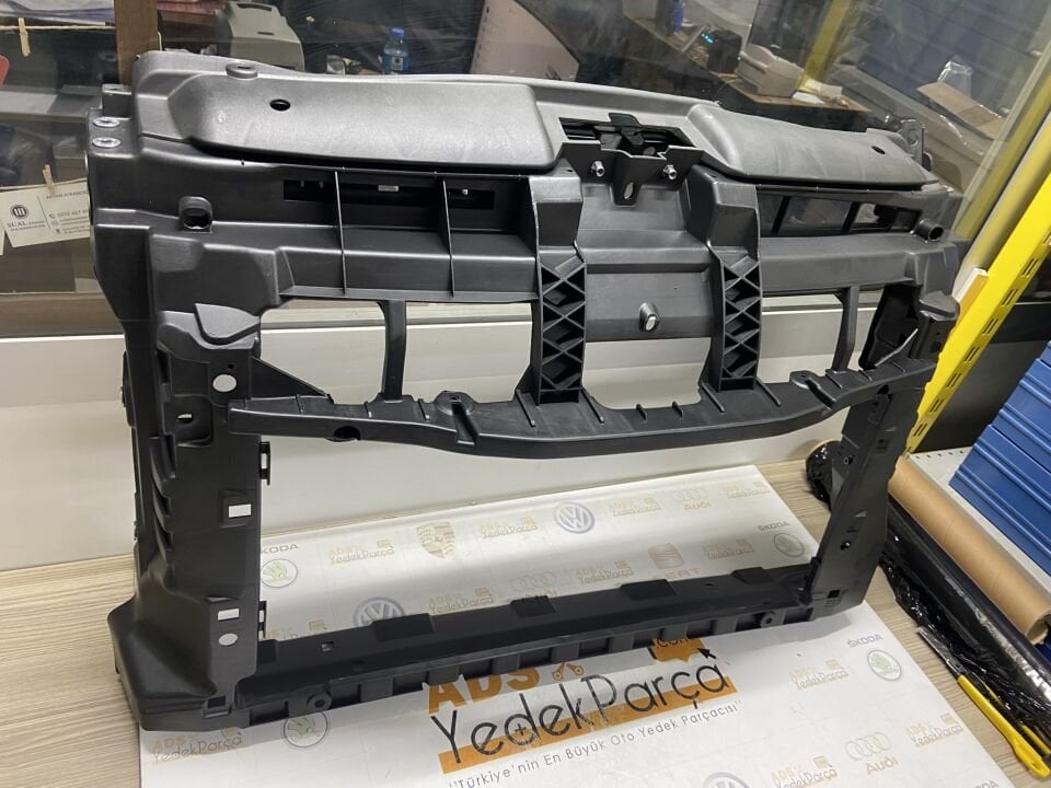 VW Beetle Ön Panel 2011-2016 5C5805588AD