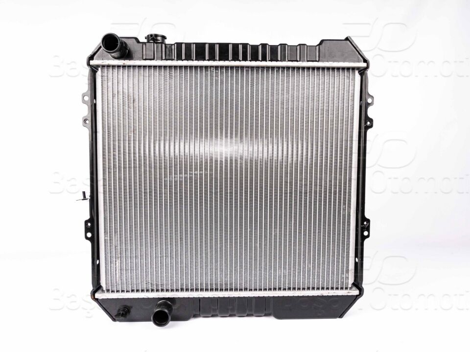 TOYOTA HILUX 5 2.4 D 91-97SU RADYATORU BRAZING MT 445X498X32