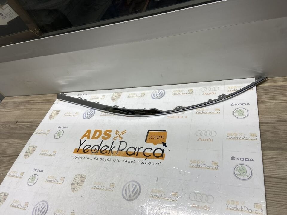 Volkswagen Passat 2015 Sonrası Arka Tampon Nikelajı