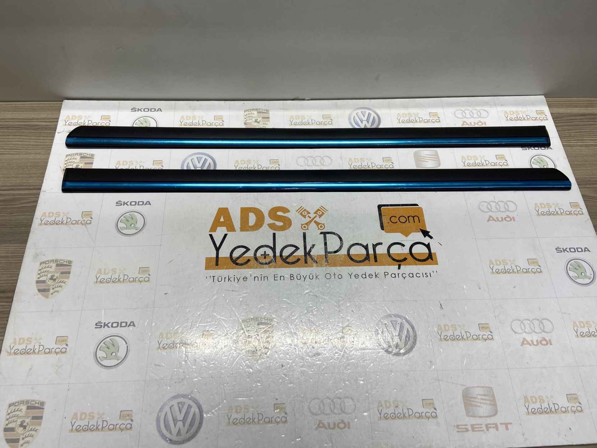 Volkswagen Passat 1997-2005 Sağ-Sol Arka Tampon Bandı Takım