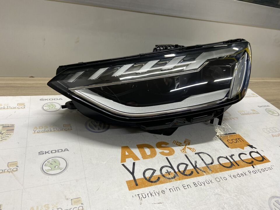 Audi A4 Sol Matrix LED Far Beyinli 8W0941033D