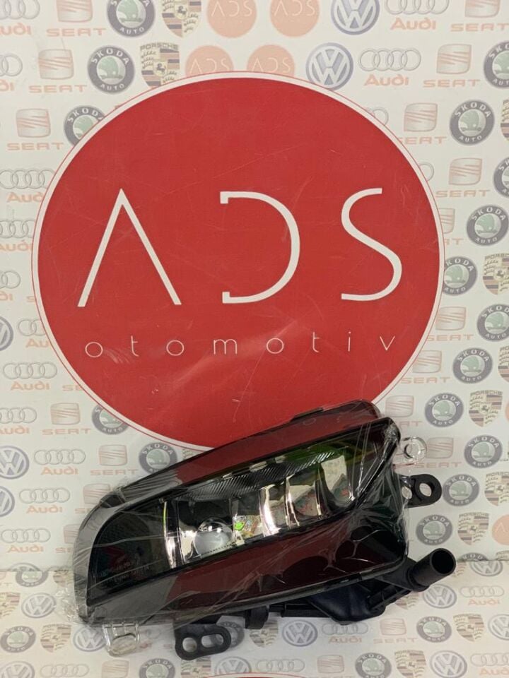 Audi A3 Sağ Sis Farı 2012 Sonrası Depo 8V0941700C