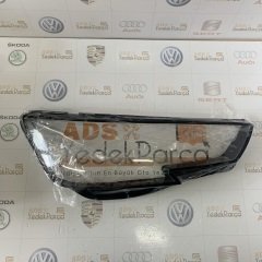 Audi A4 2016 Sonrası Sağ Far Camı İthal
