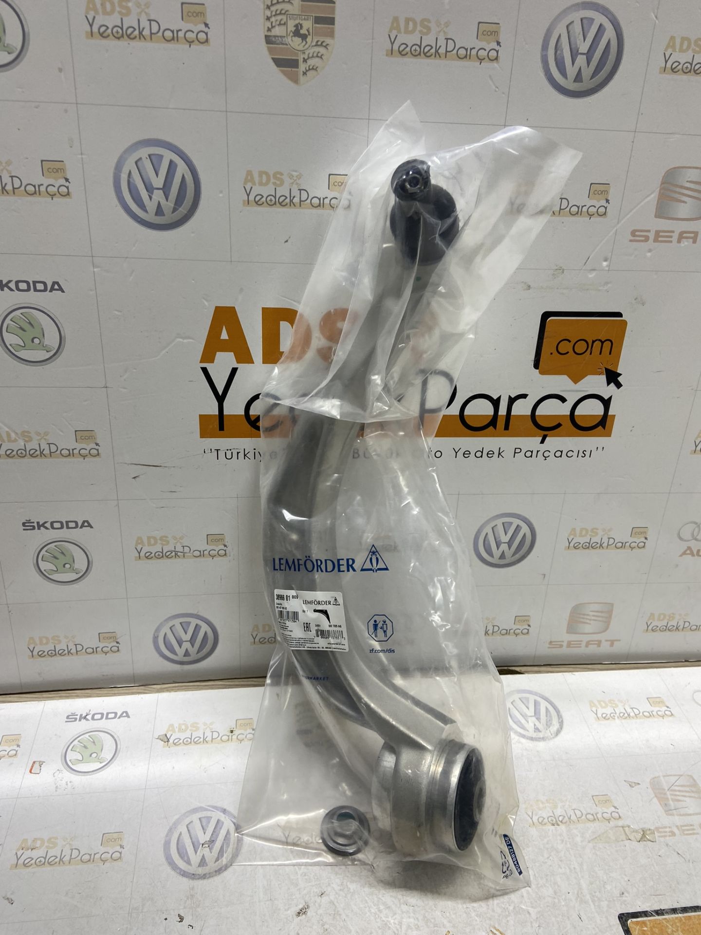 Audi A4 2008-2016 A5 2010-2017 Q5 2009-2012 Sol Ön Alt Eğri Kol Lemförder