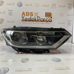 Volkswagen Passat 2014 Sonrası Sağ Far Depo Marka Taiwan 3G1941030