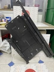 Audi Q5 2009 Sonrası Sağ Taban Alt Muhafazası