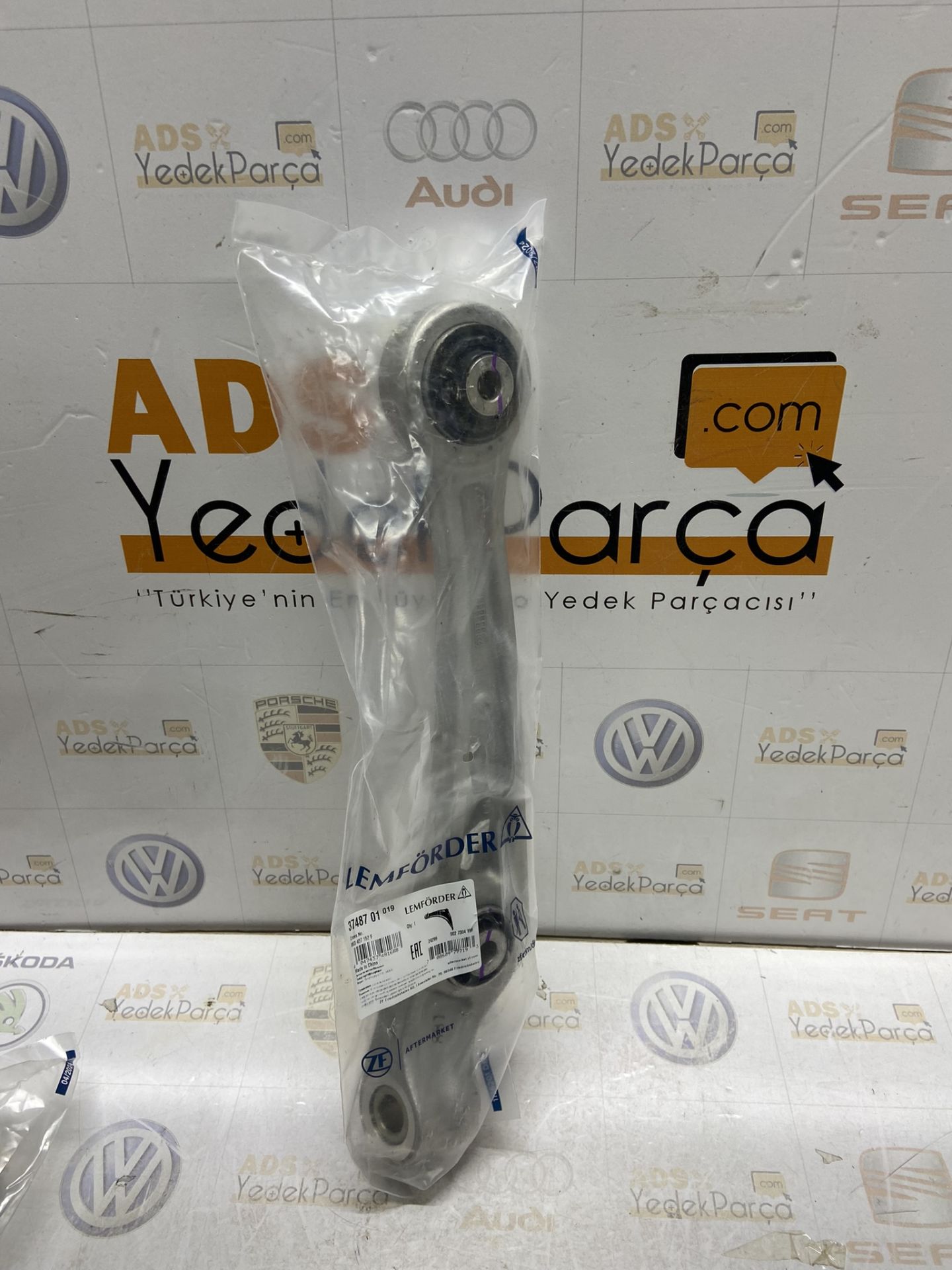 Audi A4 A5 A6 Q5 Sağ Ön Alt Düz Kol Lemförder