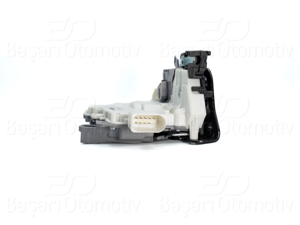VW TOUAREG (7P5) 10-18 / AUDI Q7 (4LB) 06-14/ A4 (8K2) 07-15/ Q5 (8RB) 08-17/ Q3 (8UB) 11-18KAPI KILIDI MOTORLU SOL ON 9 PIN