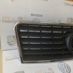 Audi A6 2001 Sonrası Ön Panjur Taiwan 4B0853651F