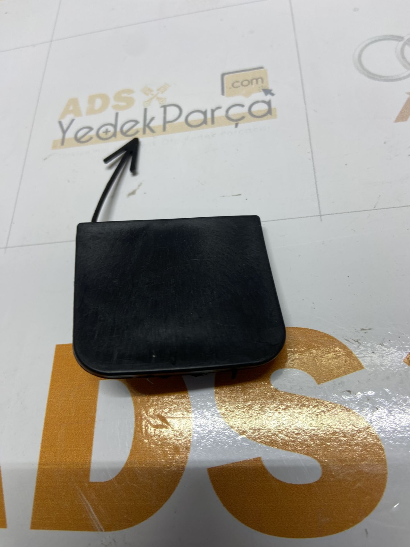 Volkswagen Passat 2011-2015 Arka Çeki Kapağı İthal