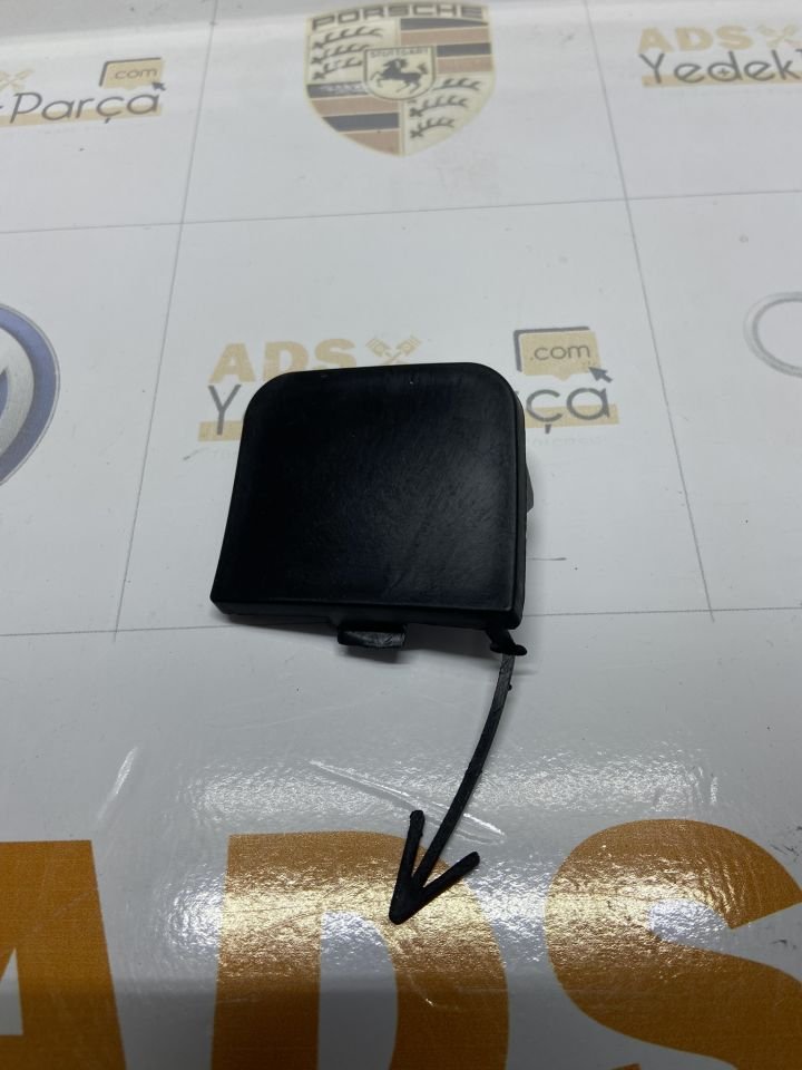 Volkswagen Passat 2011-2015 Arka Çeki Kapağı İthal
