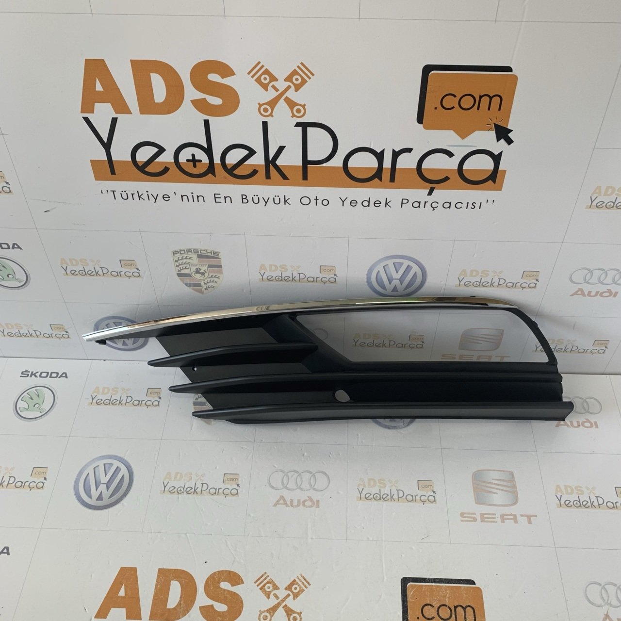 Audi A3 2013 Sonrası Sedan Sol Sis Kapağı Nikelajlı 8V5807681A
