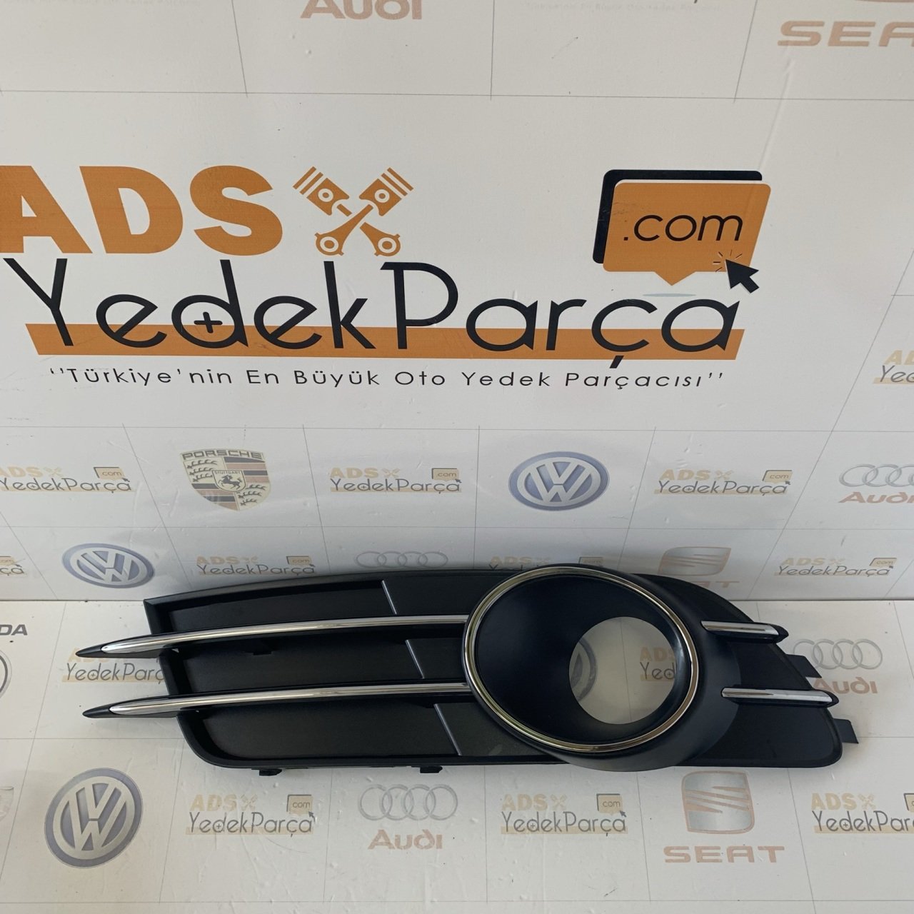 Audi A6 2012 Sonrası Sol Sis Far Kapağı Nikelajlı Taiwan 4G0807681B