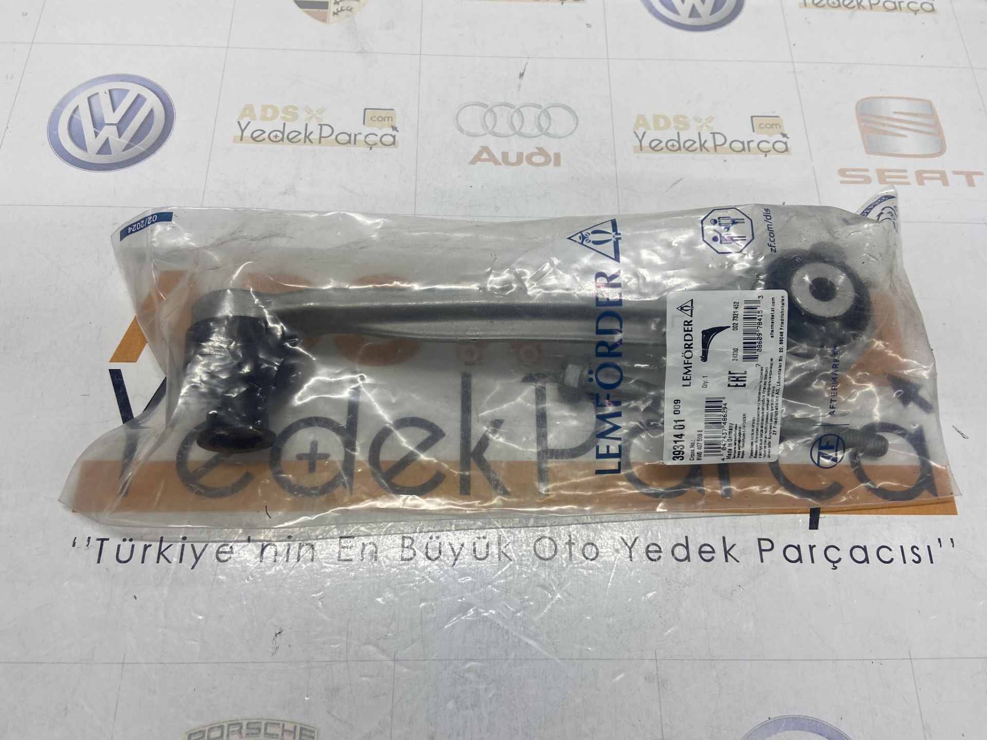 Audi A4 A5 2015 Rotilli Kol Üst Eğri Sol Lemförder