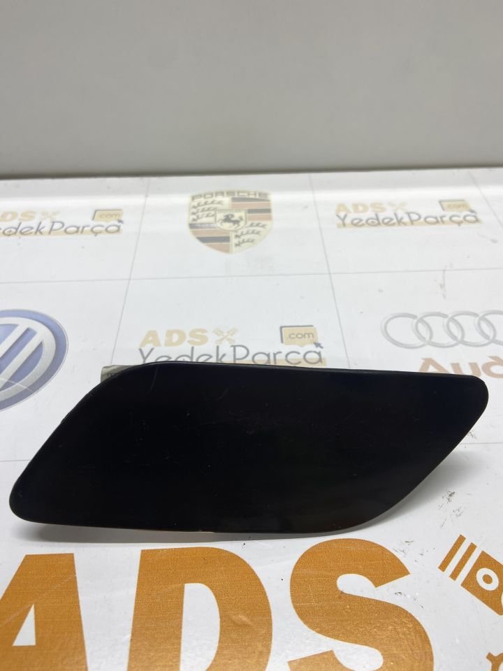 Audi A6 2016-2018 Sol Far Yıkama Kapağı