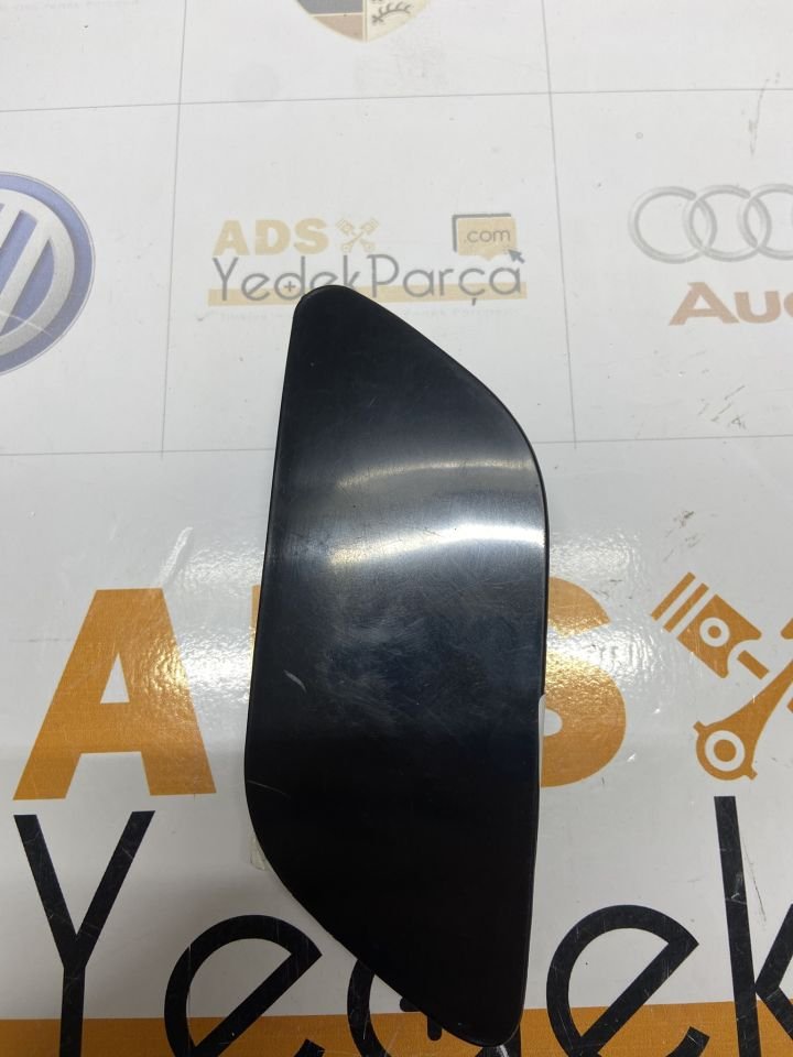 Audi A6 2016-2018 Sol Far Yıkama Kapağı