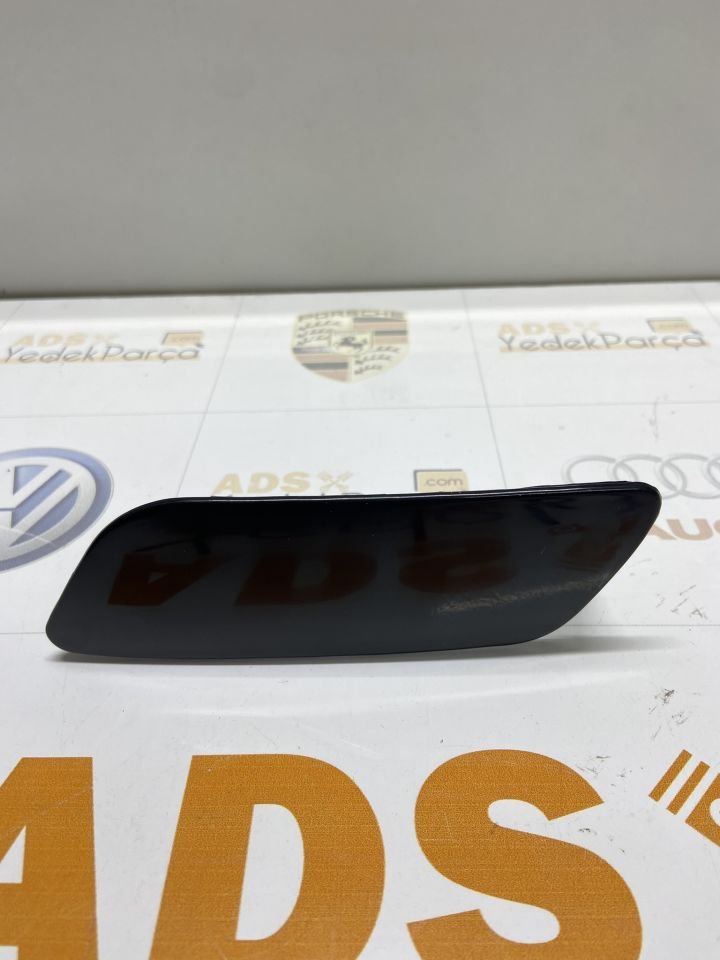 Audi A6 2009-2011 Sol Far Yıkama Kapağı