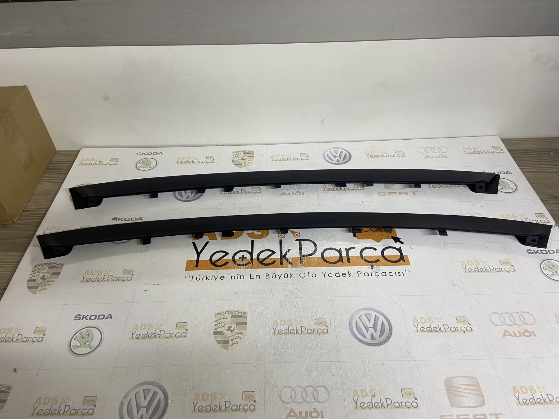 Porsche Cayenne 2011 Ön Tampon Izgara Çıtası Üst-Alt 95850597300